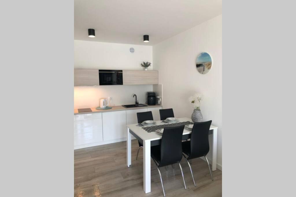 Rewal Apartament PANORAMA Bagian luar foto
